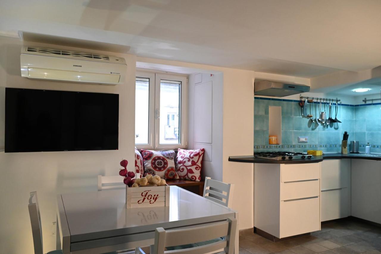 Il Rifugio Di Beppe Apartment Naples Luaran gambar